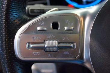 Mercedes GLE 350 De — photo 27