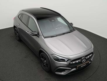Mercedes GLA 180 — photo 12