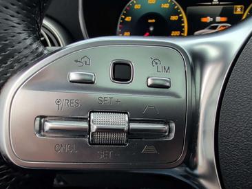 Mercedes GLC 300 D — photo 19