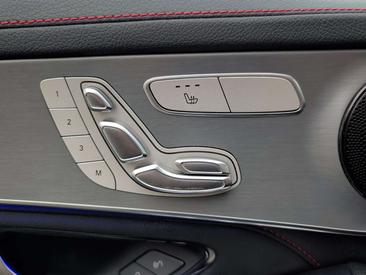 Mercedes GLC 300 D — photo 23