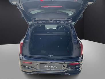 Mercedes GLB 250 — photo 9