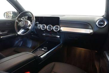Mercedes EQB 250 — photo 3