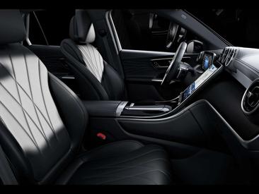 Mercedes GLC 400 E — photo 9