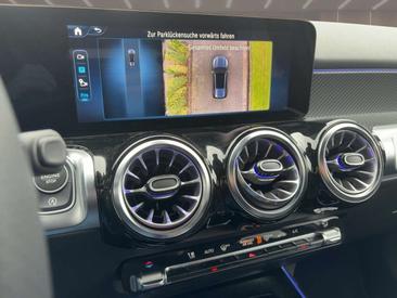 Mercedes GLB 200 — photo 13