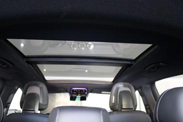 Mercedes GLC 220 D — photo 11