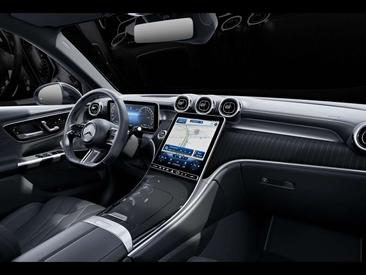 Mercedes GLC 400 E — photo 11