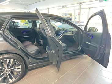 Mercedes Classe C Berline 300 E — photo 14