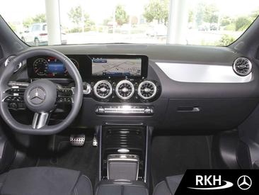 Mercedes GLA 220 D — photo 9