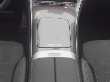 Mercedes GLC 220 D — photo 21