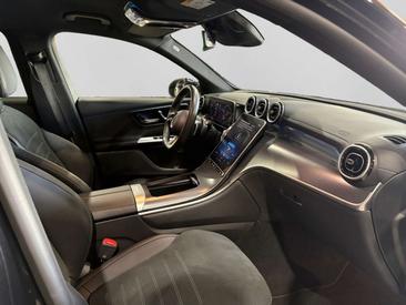 Mercedes GLC 400 E — photo 15