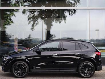 Mercedes GLA 250e — photo 2