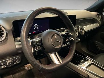 Mercedes GLB 180 — photo 9