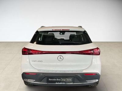 Mercedes EQA 250