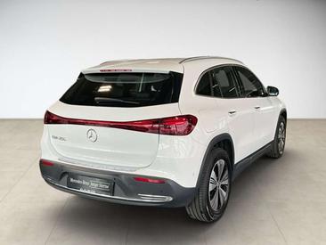Mercedes EQA 250 — photo 4