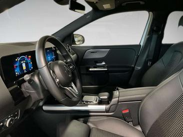 Mercedes GLA 200 — photo 4
