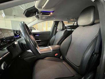 Mercedes Classe C Berline 300 E — photo 25