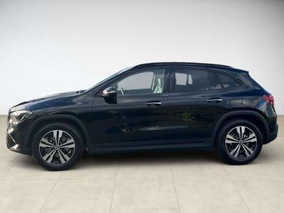 Mercedes GLA 200