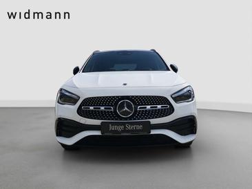 Mercedes GLA 200 — photo 2