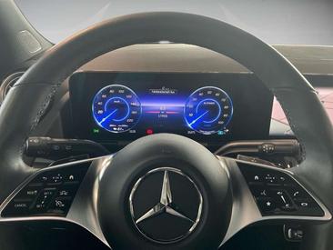 Mercedes EQA 250 — photo 6