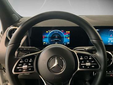 Mercedes GLA 200 — photo 6