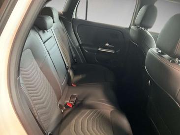 Mercedes EQA 250 — photo 7
