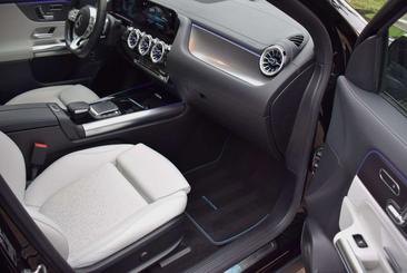 Mercedes EQA 250 — photo 6