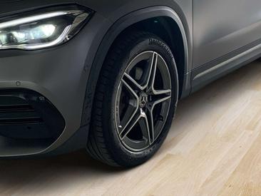 Mercedes GLA 250e — photo 5