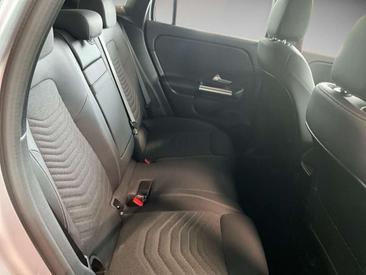 Mercedes EQA 250 — photo 7