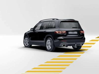 Mercedes GLB 200