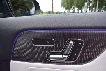 Mercedes EQA 250 — photo 9