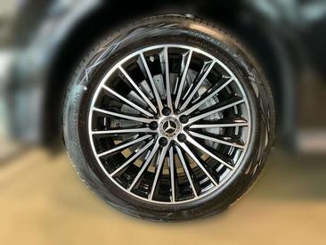 Mercedes GLC 220 D — photo 11