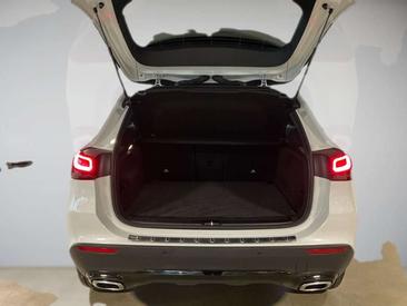 Mercedes GLA 200 — photo 10