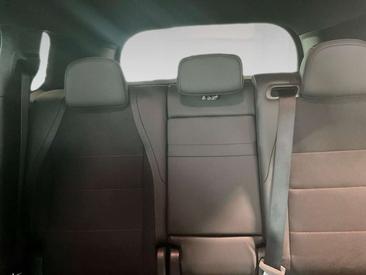 Mercedes GLB 250 — photo 13