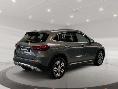 Mercedes GLA 180