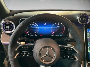 Mercedes GLC 220 D — photo 14