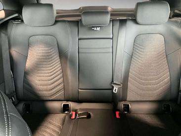 Mercedes EQA 250 — photo 14