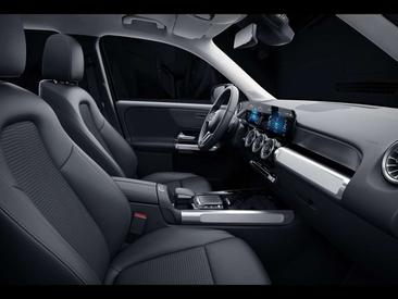 Mercedes GLB 200 — photo 9