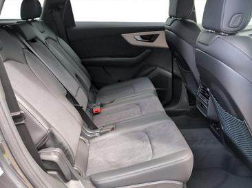 Audi Q7 TFSI E E Quattro — photo 16