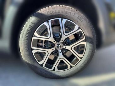 Mercedes GLB 250 — photo 15