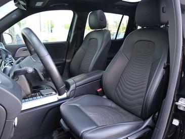 Mercedes EQB 250 — photo 11