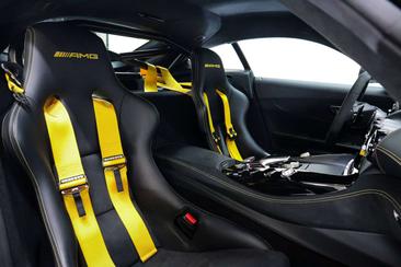 Mercedes AMG GT R — photo 8