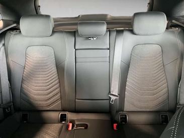 Mercedes EQA 250 — photo 14