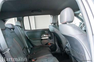 Mercedes GLB 250 — photo 10