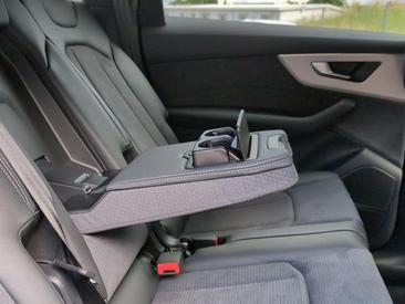 Audi Q7 TFSI E E Quattro — photo 22