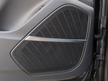 Audi Q7 TFSI E E Quattro — photo 23