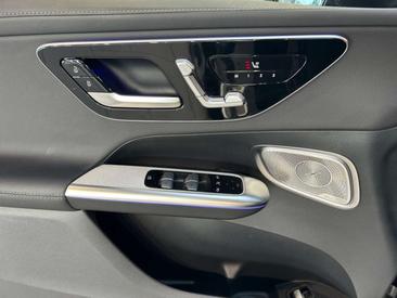 Mercedes GLC 300 De — photo 17