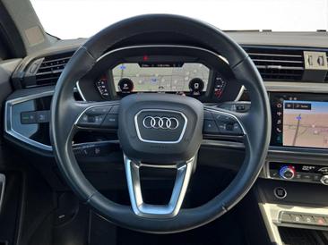 Audi Q3 35 TFSI — photo 8