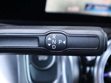 Mercedes EQB 250 — photo 19