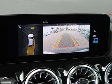 Mercedes EQA 250 — photo 20