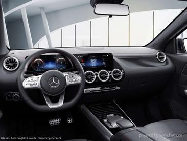Mercedes EQA 300 4MATIC — photo 21